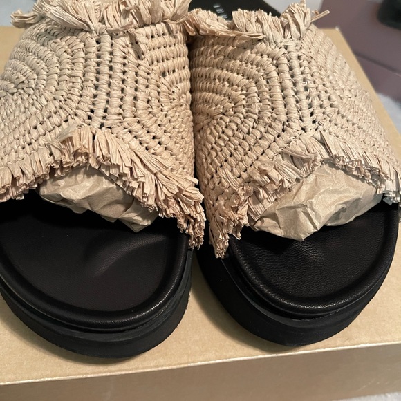 Inuikii Raffia Moon Platforms (US Size 10) - Picture 3 of 3